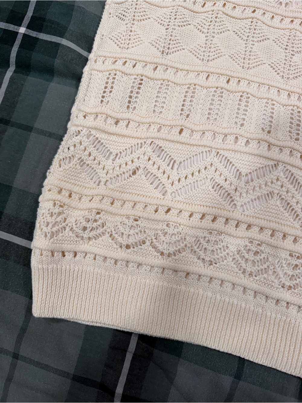 Lauren Ralph Lauren Cream Crocheted Crewneck Sweater Vest - Picture 7 of 15